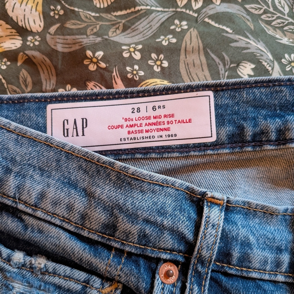 GAP Mid-rise 90s Loose Jeans - Picture 3 of 5